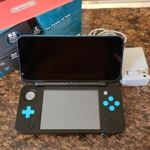 NEW Nintendo 2DS XL